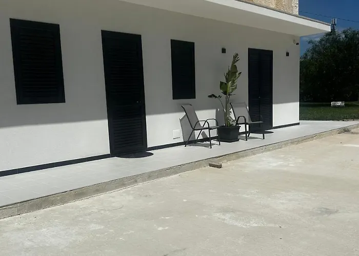 Twilight Bb Bed & Breakfast 3*
